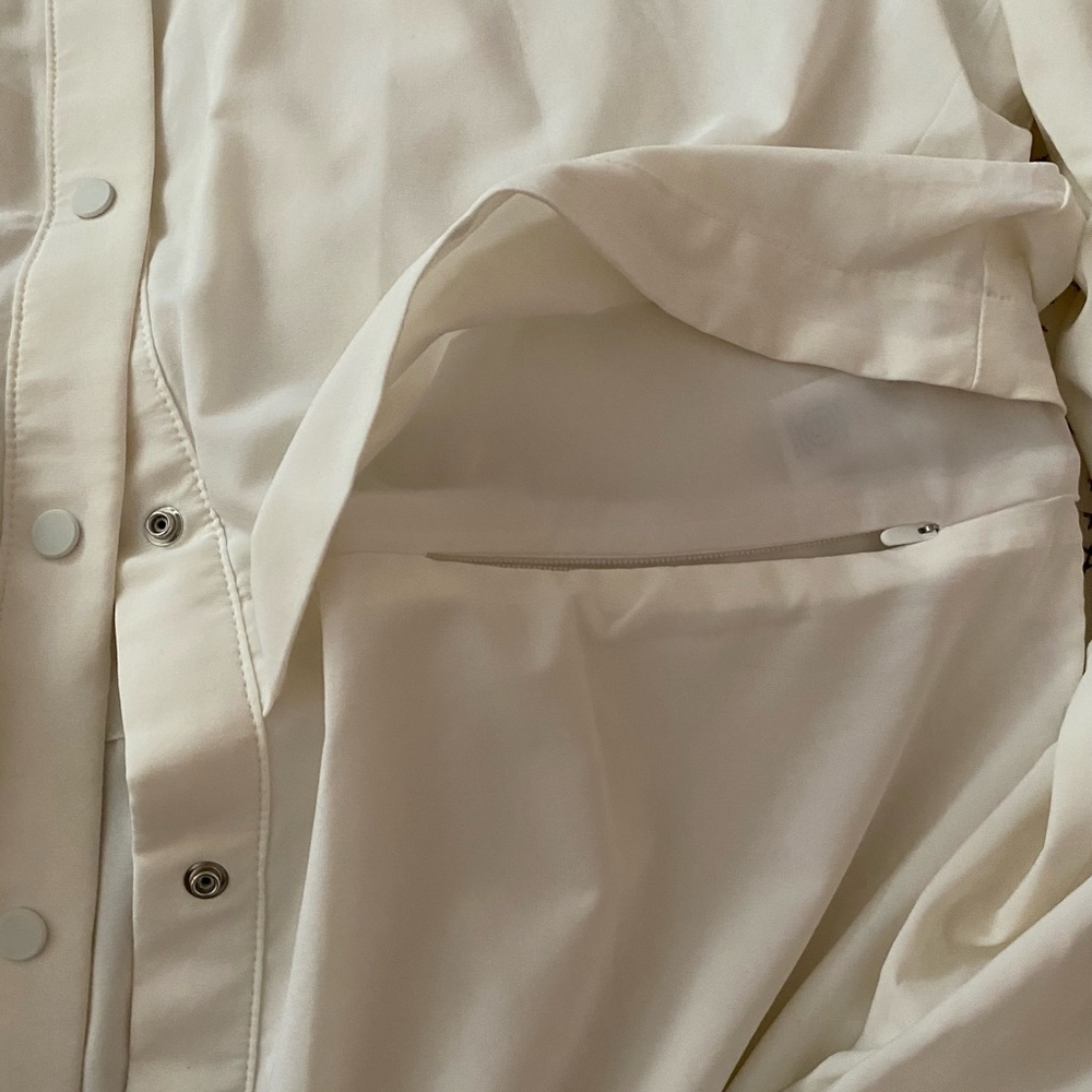 Athleta Northstar Cream Color Snap Button Shirt/ … - image 7